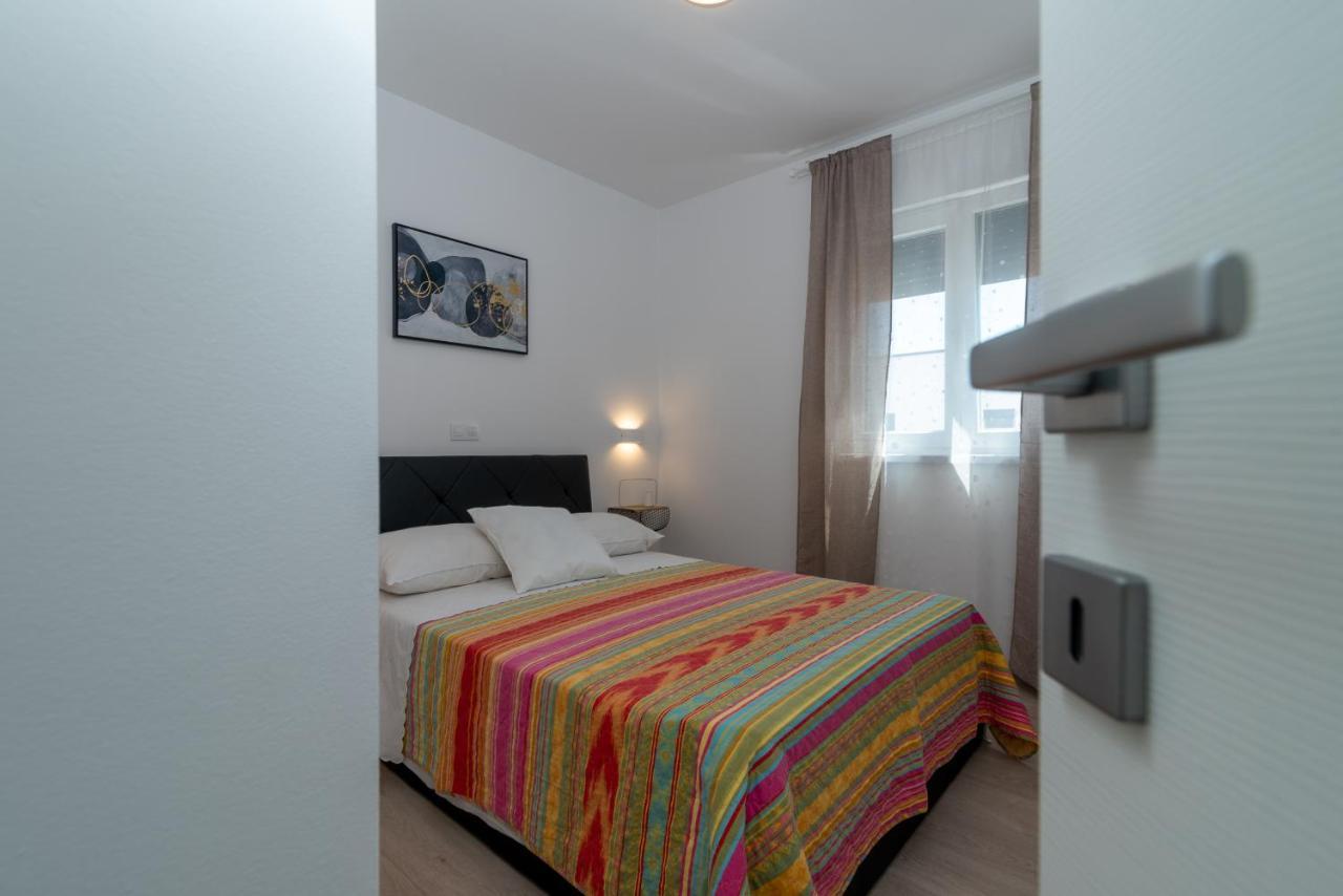 Apartmán Apartman Lotos Trogir Exteriér fotografie