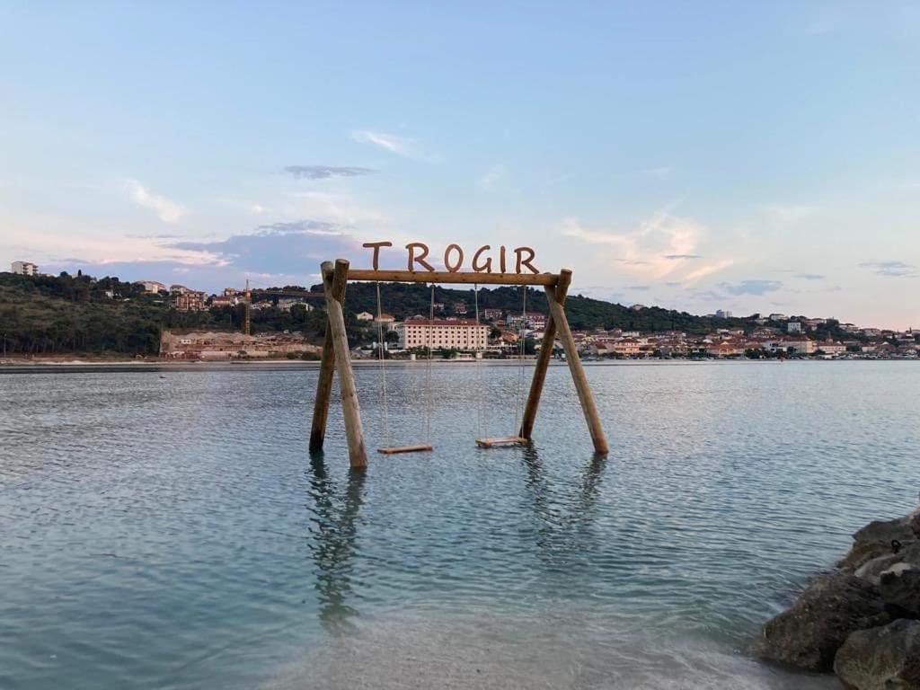 Apartmán Apartman Lotos Trogir Exteriér fotografie
